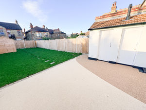 Photo 11- click for photo gallery